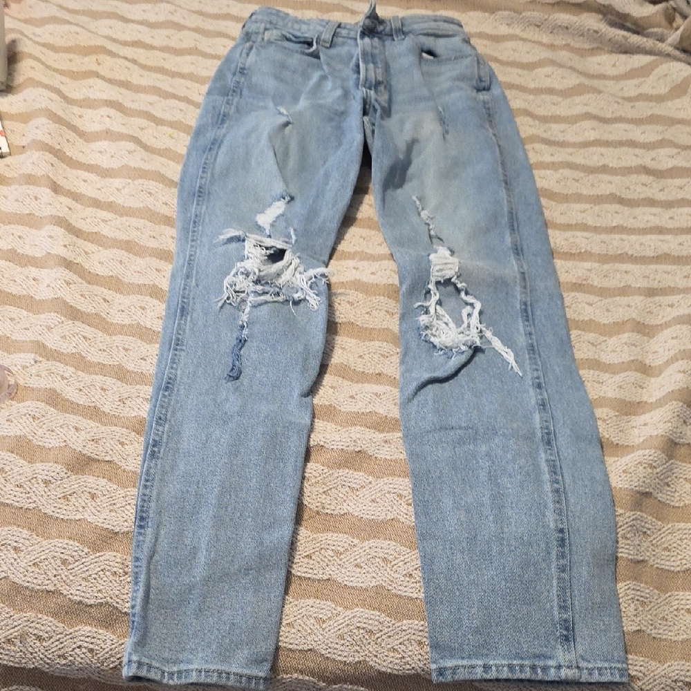 Hollister Light Blue Ultra High-Rise Mom Jeans